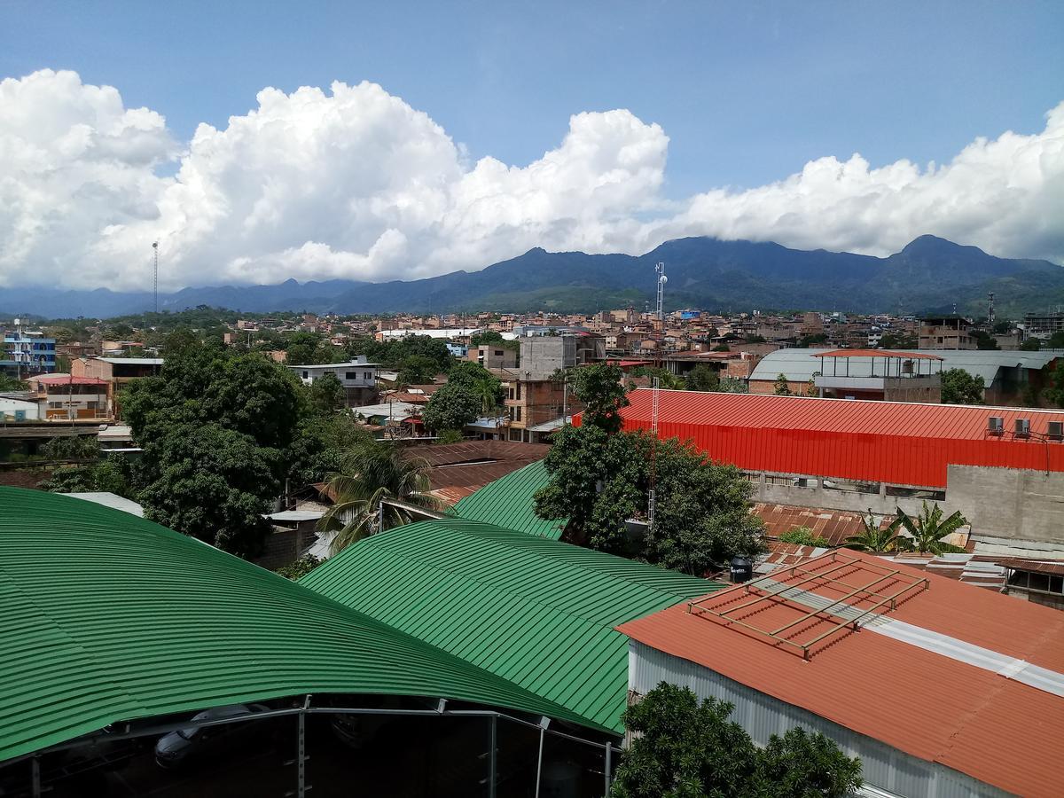 Hospedaje Renzo Tarapoto Dış mekan fotoğraf